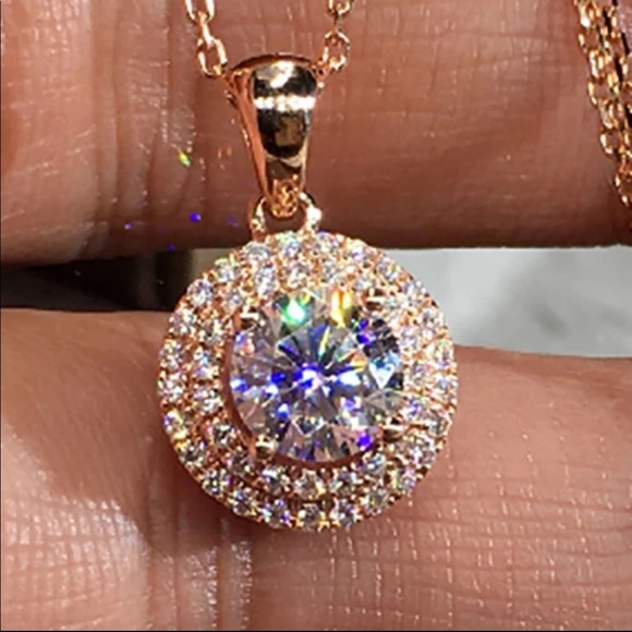 Jewelry - New Women’s Rose Gold Diamond Beautiful Necklace